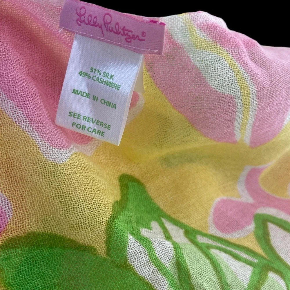 RARE VINTAGE LILY PULITZER SILK CASHMERE SCARF/WRAP